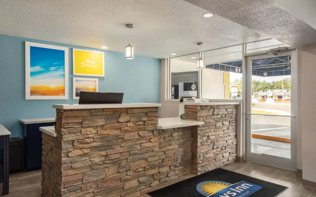 photo 5 of Days Inn by Wyndham Apopka/Orlando