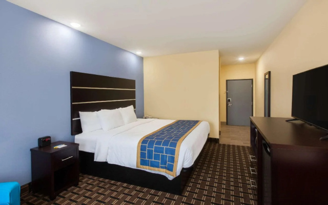 photo 2 of Days Inn by Wyndham Baton Rouge Airport