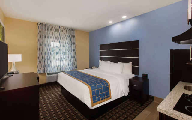 photo 2 of Days Inn by Wyndham Baton Rouge Airport