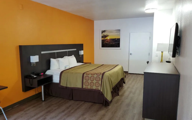 photo 2 of Days Inn by Wyndham Lexington