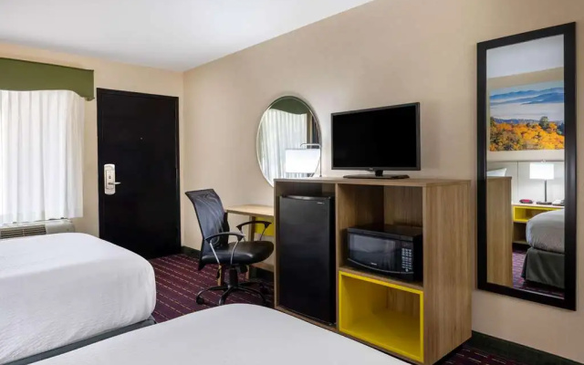 photo 4 of Days Inn By Wyndham Murphy