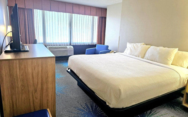 photo 3 of Days Inn by Wyndham Rolla