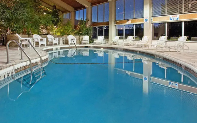 photo 5 of Days Inn by Wyndham Warren