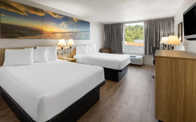 photo 4 of Days Inn by Wyndham Cambridge