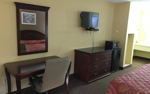 photo 4 of Days Inn Canton