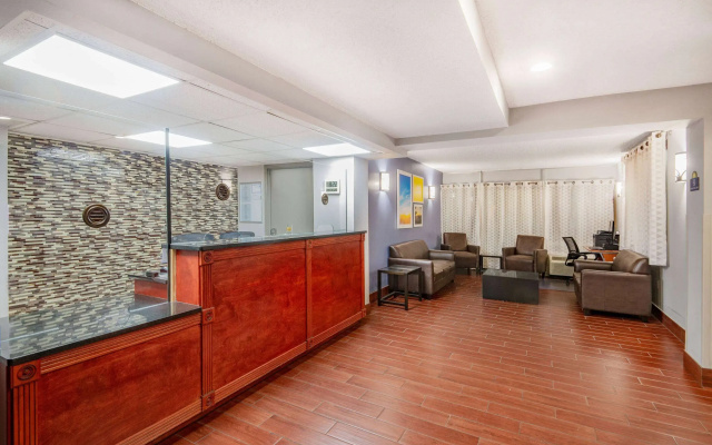 photo 2 of Days Inn by Wyndham Charlottesville/University Area