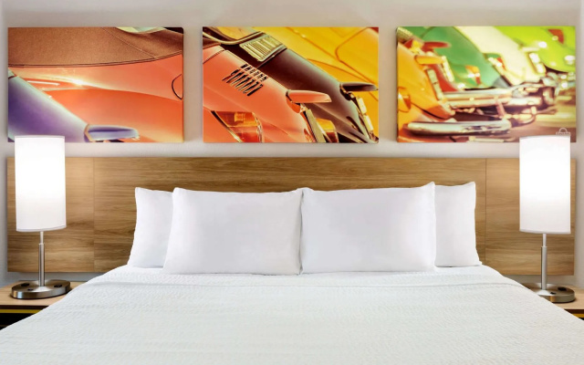 photo 3 of Hotel Bo, Days Inn by Wyndham Chattanooga Downtown