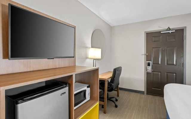 photo 3 of Days Inn by Wyndham Chattanooga/Hamilton Place