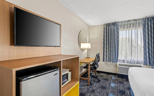 photo 5 of Days Inn by Wyndham Chattanooga/Hamilton Place