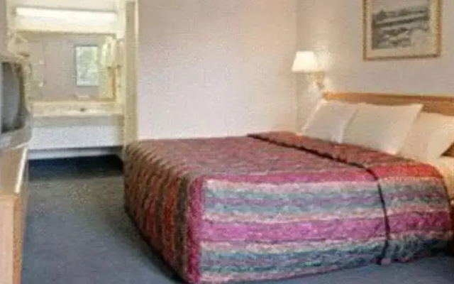 photo 2 of Days Inn Chattanooga-East Ridge