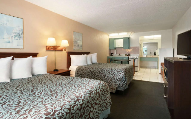 photo 5 of Days Inn by Wyndham Clearwater/Gulf to Bay