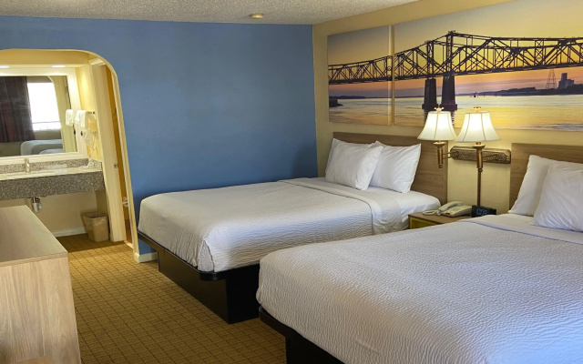 photo 3 of Days Inn by Wyndham Clinton