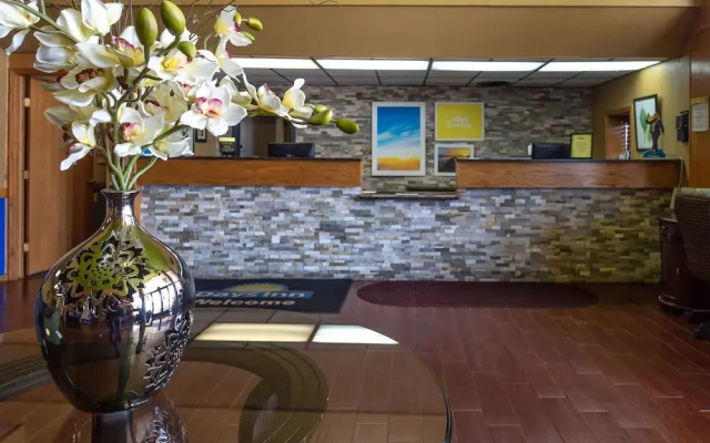 photo 2 of Days Inn Clinton