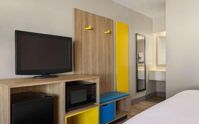 photo 4 of Days Inn by Wyndham Cocoa Beach Port Canaveral