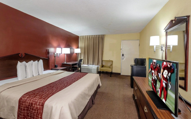 photo 5 of Red Roof Inn Washington DC - College Park
