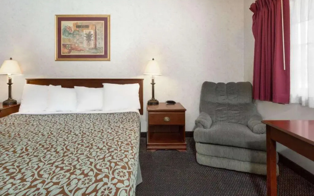 photo 5 of Sunset Inn