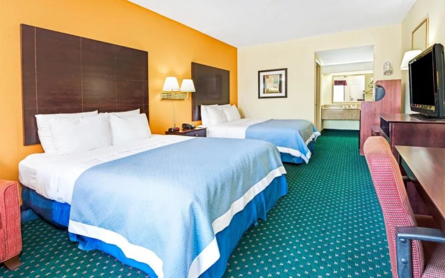photo 5 of Days Inn Covington