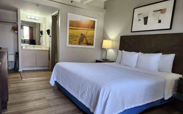 photo 3 of Days Inn by Wyndham Denver Downtown