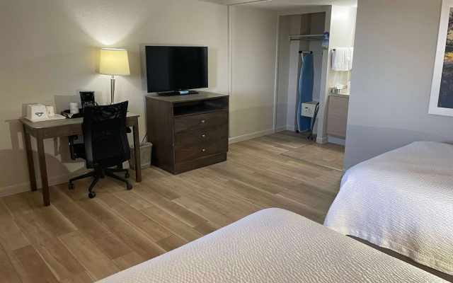 photo 5 of Days Inn by Wyndham Denver Downtown