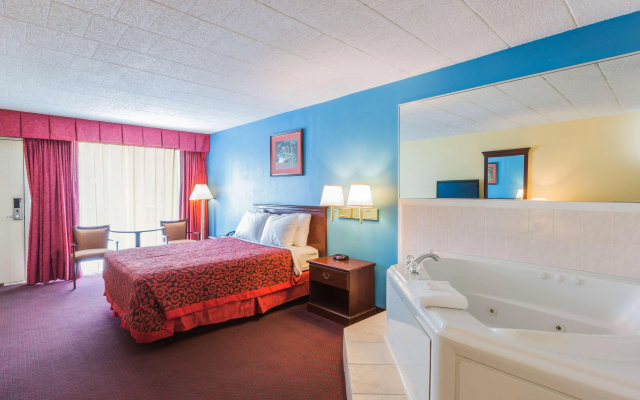 photo 3 of Days Inn by Wyndham East Stroudsburg