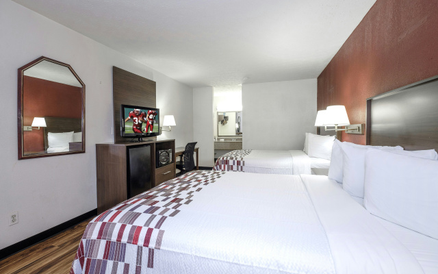 photo 4 of Red Roof Inn Edgewood