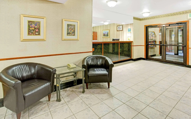 photo 2 of Quality Inn Denver Tech Center
