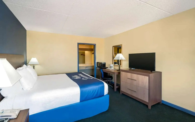 photo 2 of Days Inn by Wyndham Florence Downtown