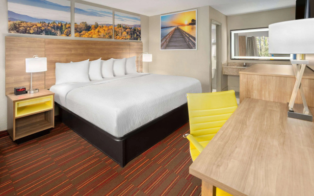 photo 4 of Days Inn by Wyndham Forsyth