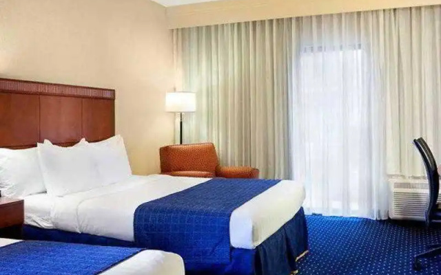 photo 3 of Days Inn Fort Worth