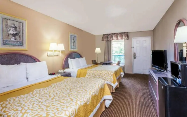 photo 3 of Days Inn Franklin Nashville