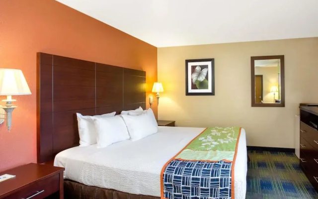 photo 5 of Days Inn Fremont