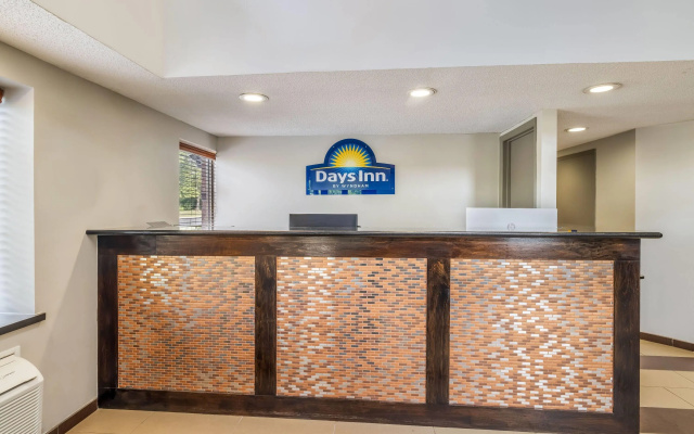 photo 2 of Days Inn by Wyndham Geneva/Finger Lakes