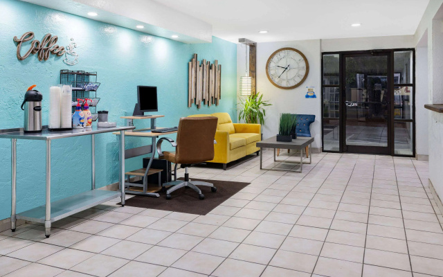 photo 2 of Days Inn by Wyndham Raleigh Glenwood-Crabtree