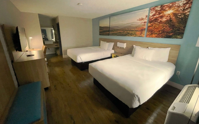photo 3 of Days Inn by Wyndham Raleigh Glenwood-Crabtree