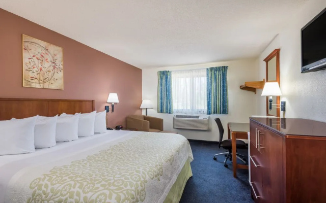 photo 3 of Days Inn Greenfield