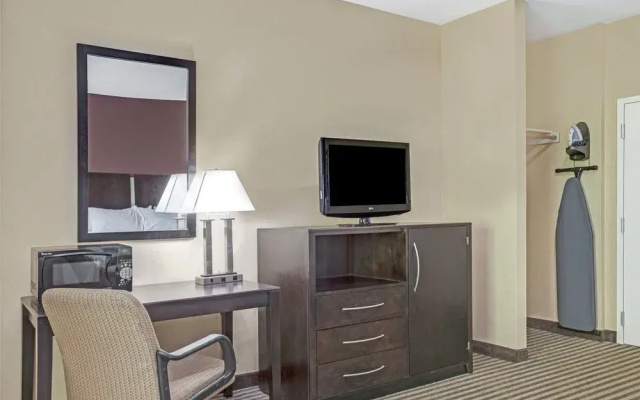 photo 5 of Days Inn Hamden