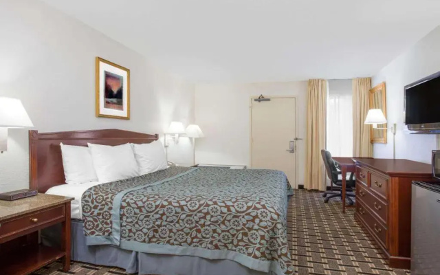 photo 4 of Days Inn by Wyndham Hilton Head