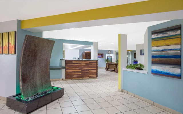 photo 2 of Hotel Carolina