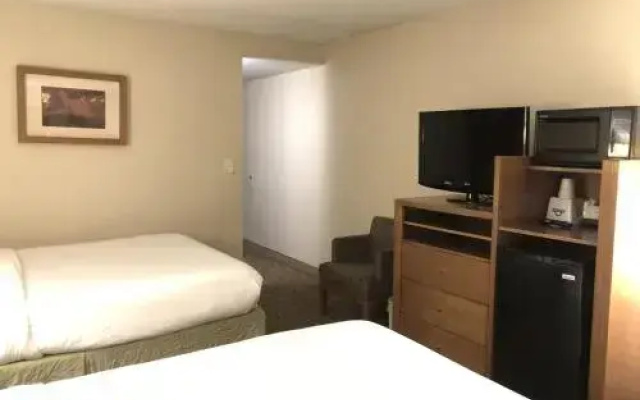 photo 2 of Days Inn Peoria/glendale Hotel And Conference Center