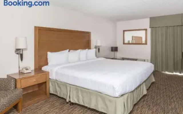 photo 3 of Days Inn Peoria/glendale Hotel And Conference Center