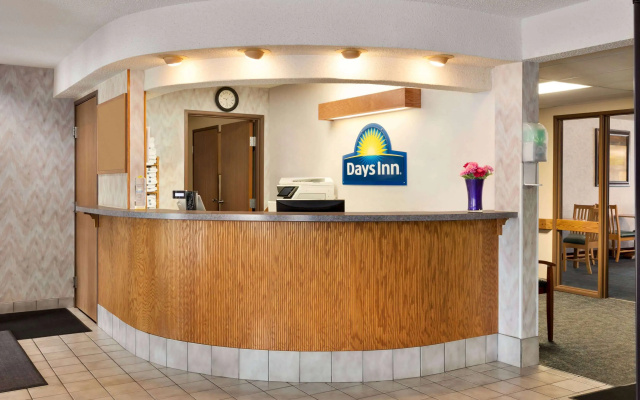 photo 2 of Days Inn by Wyndham Hurley