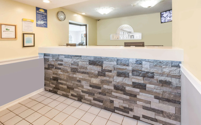 photo 2 of Days Inn by Wyndham Kent - Akron