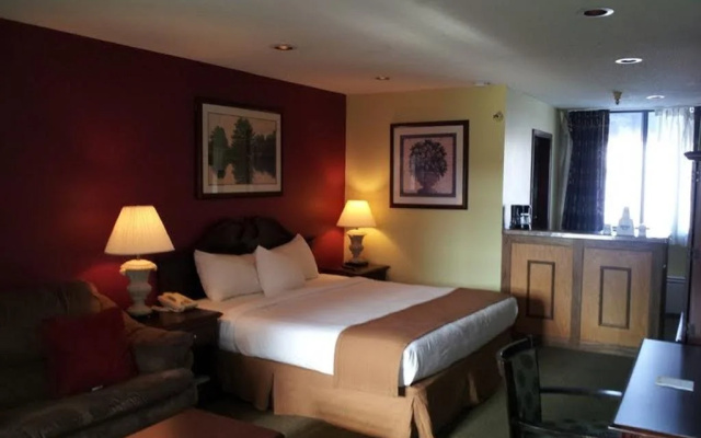 photo 3 of 兰馨戴斯酒店(Days Inn Lansing)
