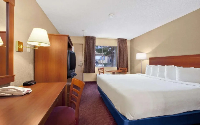 photo 5 of Days Inn by Wyndham Las Vegas Wild Wild West Gambling Hall