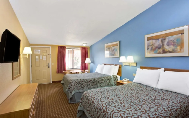 photo 4 of Days Inn By Wyndham Lawrenceville