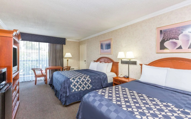 photo 4 of Days Inn Los Angeles LAX Airport/Venice Beach/Marina Del Ray