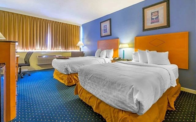 photo 4 of Days Inn Lebanon Valley
