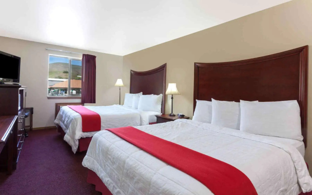 photo 3 of Super 8 by Wyndham Lewiston