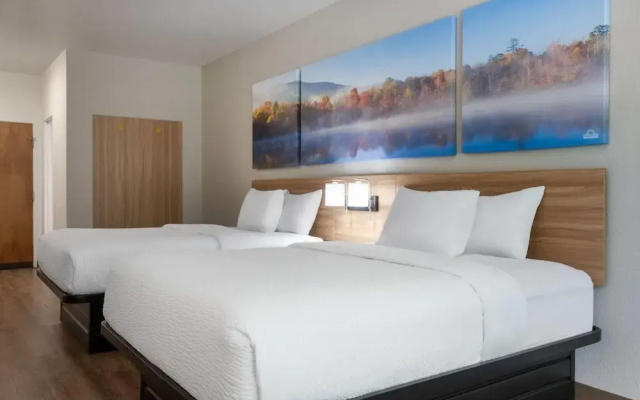 photo 2 of Days Inn By Wyndham Lexington