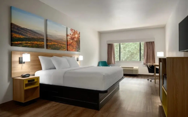 photo 5 of Days Inn By Wyndham Lexington